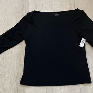 Banana Republic Classic Black Long Sleeve scoop neck Tee - Large